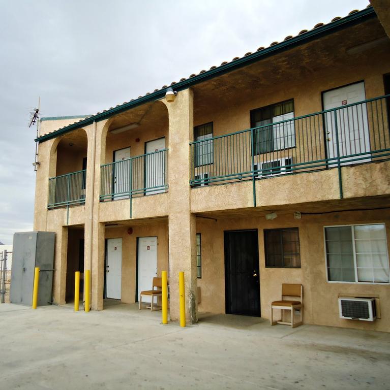 Economy Inn Victorville Exterior photo